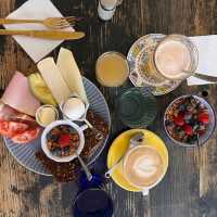 coffee & Brekkie