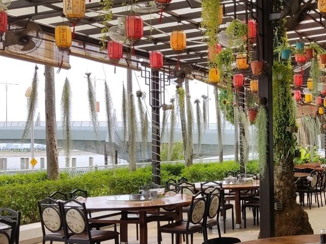 Scenic View With Various Food Options at Striats Quay