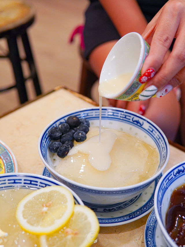 ใครมาภูเก็ตต้องแวะร้านขนมหวาน