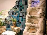 白水公寓 Hundertwasserhaus，童話世界般的藝術建築