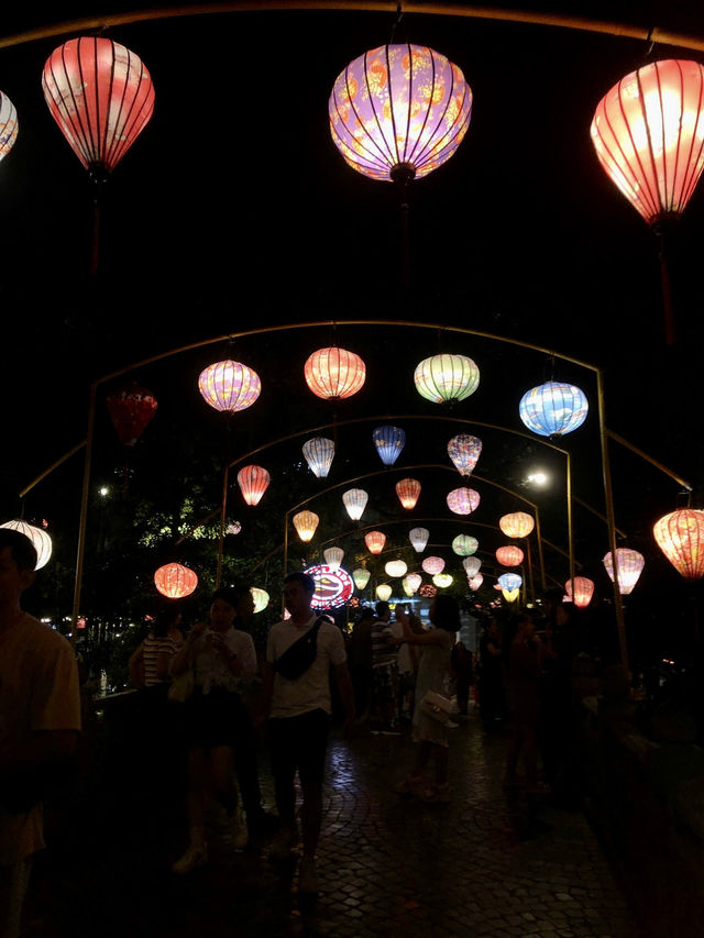 Ninh Binh by Night – Peaceful & Magical