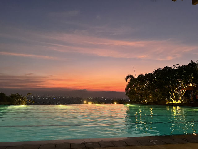 1-hour from Manila Getaway Resort