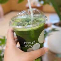 Breadtorycafe 🥐🍞🥖🥯🍵🍓 มัทฉะ และ ชิโอะปัง 
