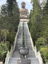 The majestic statue 