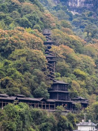 🌊 2 Days and 1 Night in Yichang｜A Dual Shock of Mountain Views and Engineering Marvels!