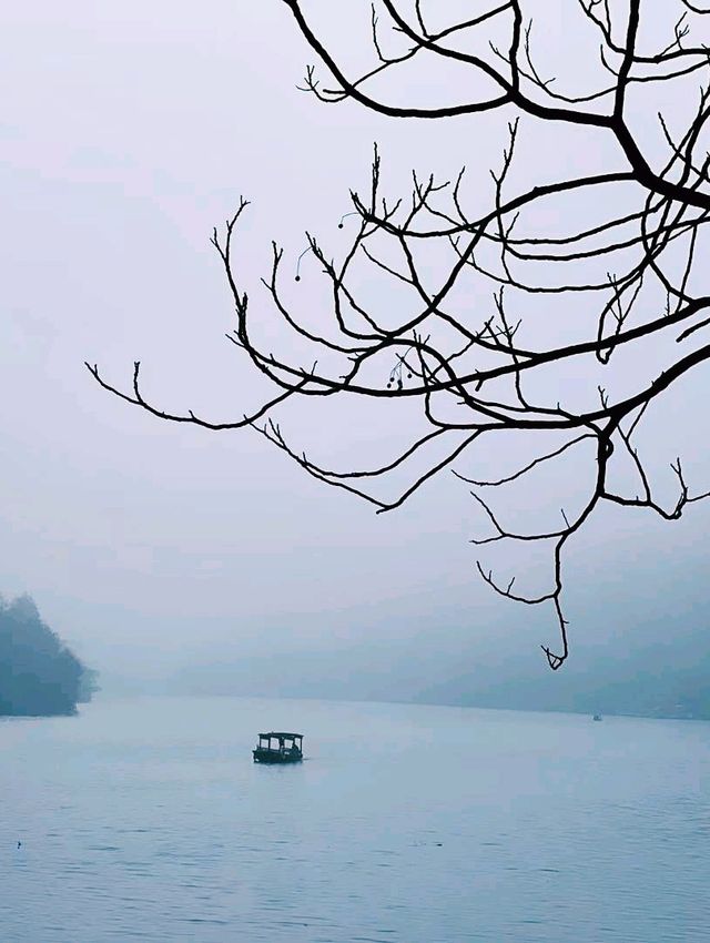中國湖南郴州著名景點：東江湖，適合打卡拍照📸