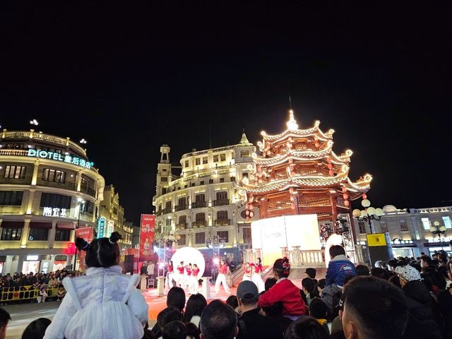 汕头小公园 สถานที่ที่เต็มไปด้วยประวัติศาสตร์ของซัวเถา