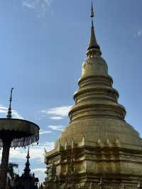 แวะขอพรที่วัดพระธาตุหริภุญชัย วรมหาวิหาร
