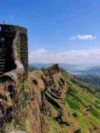 Raigad Fort – A Journey into the Maratha Legacy