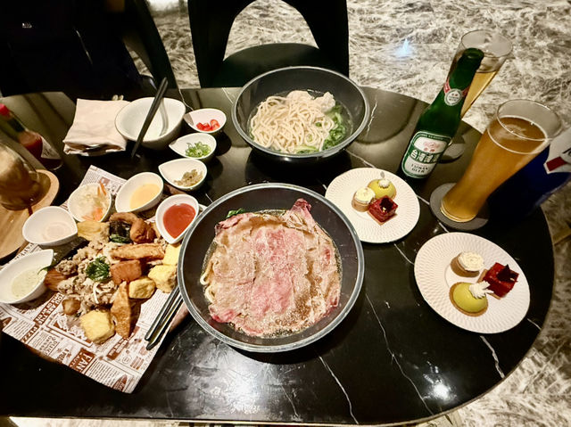 高雄洲際酒店BL.T33 大廳酒吧.紅燒牛肉麵.澳洲和牛.現燙好吃
