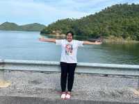 ที่เที่ยวฮิลใจ เขื่อนศรีนครินทร์ จังหวัดกาญจนบุรี