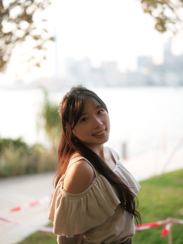 **🌊【灣仔打卡新熱點】退役「烏蠅頭」列車進駐海濱站！維港景觀+鐵路迷必朝聖🚆