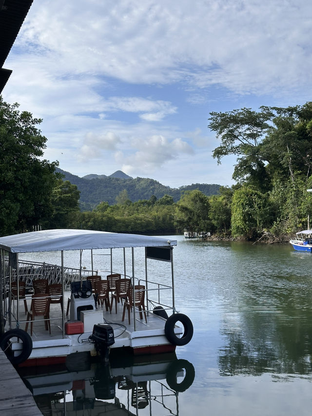 บ้านตาเกลือ ร้านอาหารท้องถิ่นบนเกาะช้าง ✨🐘