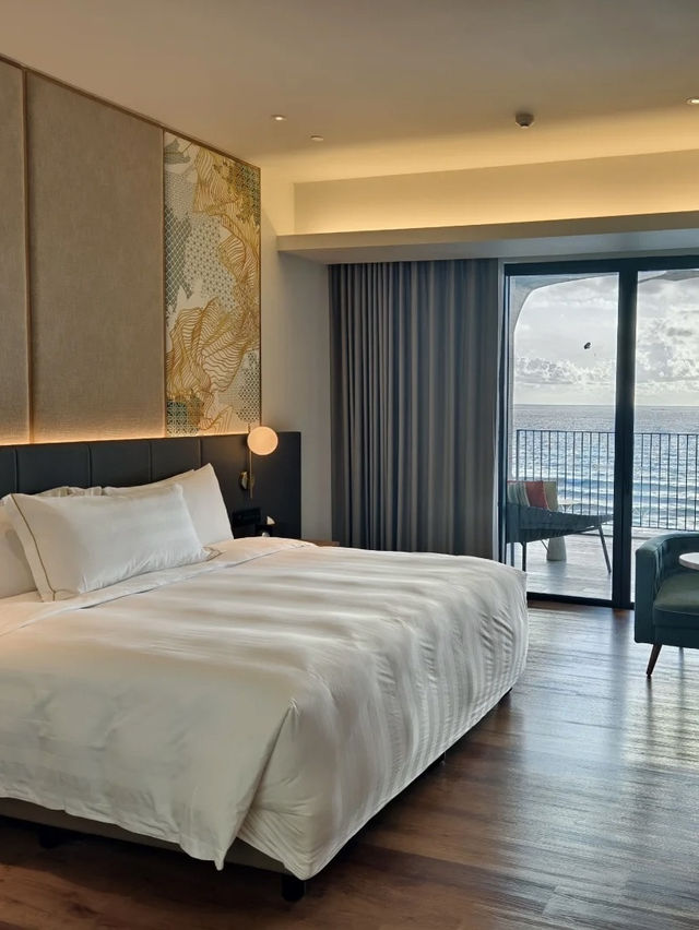 Tropical Comfort and Coastal Views at Parkroyal Langkawi