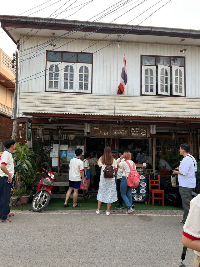 Chiang Khan – Slow Days by the Mekong