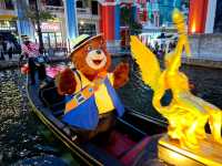 นั่ง Gondola 🛶 ล่องคลองเวนิสจำลอง
