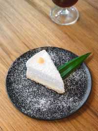 ชมคาเฟ่ เชียงใหม่  (CHOM CAFE AND RESTAURANT)