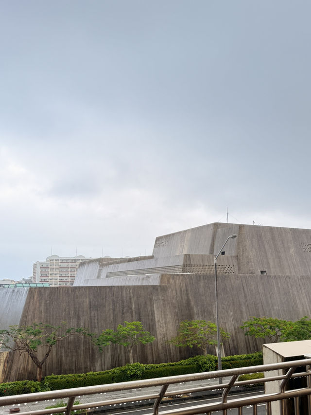 沖繩｜以琉球古城為意象的沖繩博物館 能勢修治的建築美學