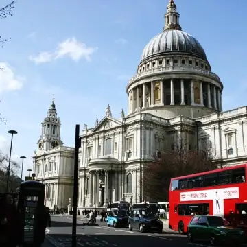 Don't settle for a half-hearted visit to St. Paul's Cathedral!