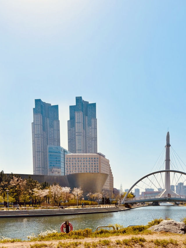 Tri-bowl: A Unique Architectural and Cultural Experience in Incheon
