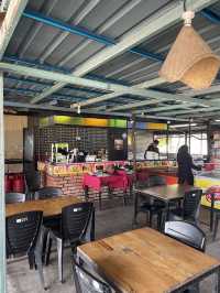 ビーチ目の前！Santai Santai Cafeでリゾート気分満喫