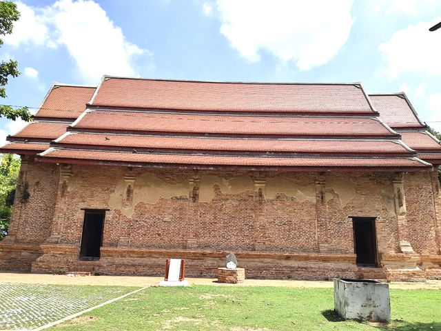 🇯🇵 ワット・サマナコッタワーラーム（Wat Samana Kottharam）を訪れて、心の安らぎを見つけましょう