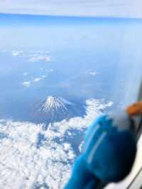 🛩搭飛機必收絕美視角！成田返港捕捉富士山🌄✈️