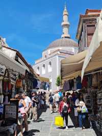 The biggest Greek Island but less famous than others