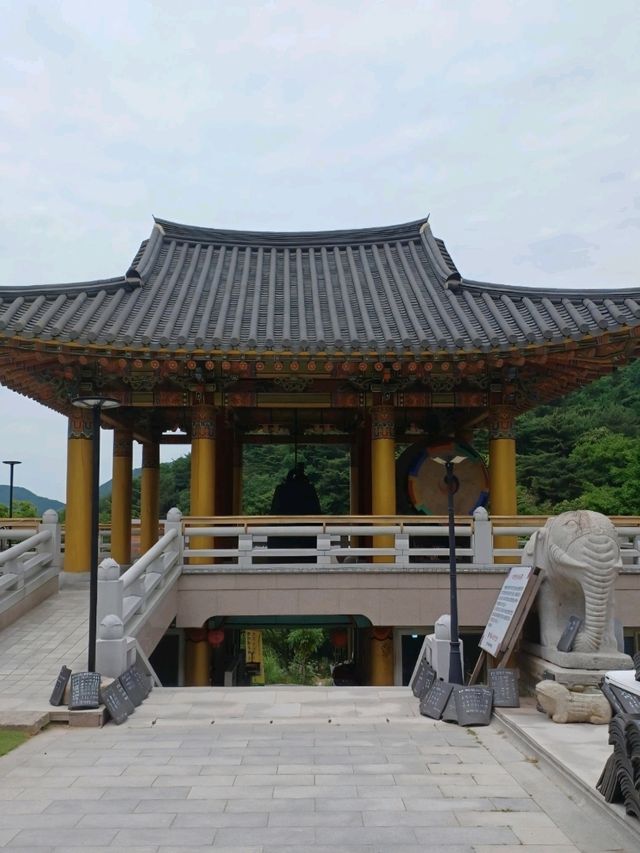 고즈넉한 하루를 시작하는 힐링 여행 🌿