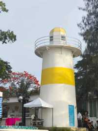 คาเฟ่สไตล์ซานโตรินี่ ติดหาดบางเสร่