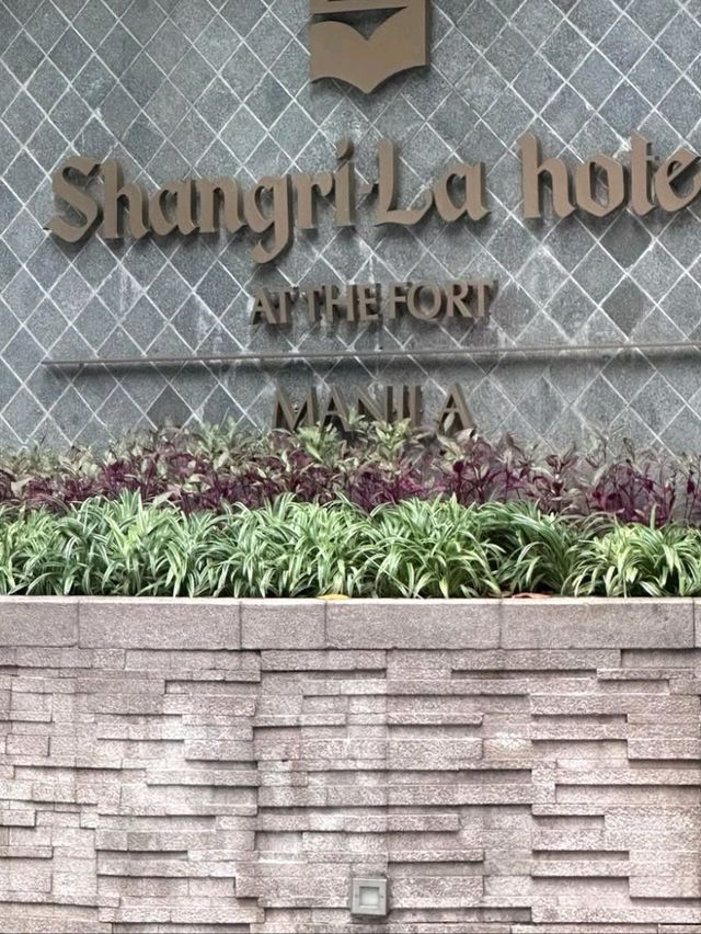 💫 Shangri-La The Fort Manila: Where Luxury Meets Lifestyle 🌆🍽️