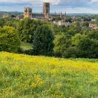 Durham: A Delightfully English Gem – I Love It! 🇬🇧🏰