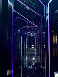 Let's enjoy the futuristic Luxury KTV experience here❤️