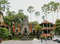 A random visit temple in my Bali adventure