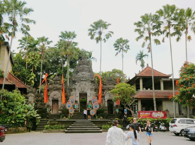 A random visit temple in my Bali adventure