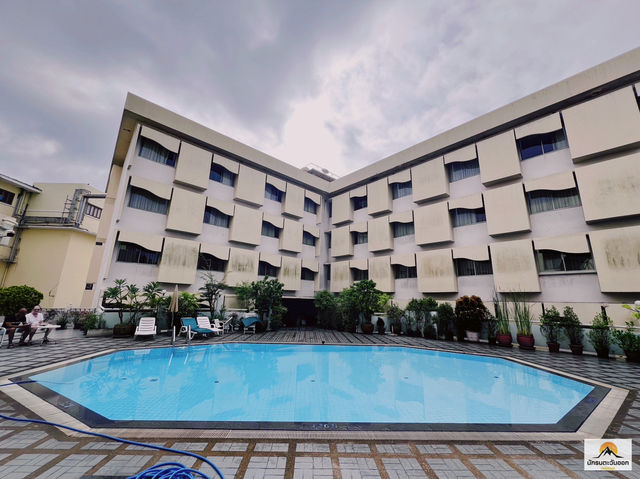 Royal Rattanakosin Hotel
