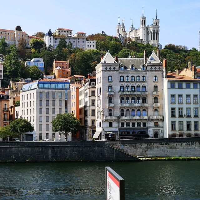 🌞🏙️ Lyon Summer Guide: Gastronomy, History & Riverside Magic  
