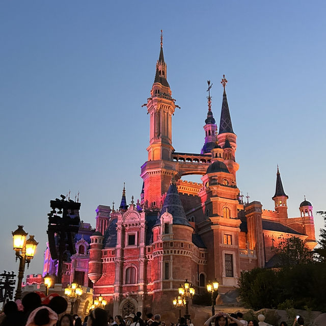 【上海】 上海ディズニーランド夜景&ディズニータウン