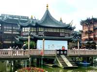 The Time-honored Huxingting Teahouse