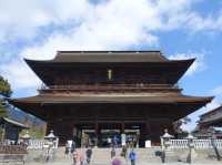 ⛩️ Zenkōji Temple – A Serene Spiritual Heart in Nagano