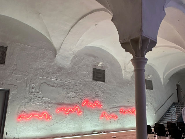 Unna: A Unique Light Art Center in a Small Town! ✨🇩🇪