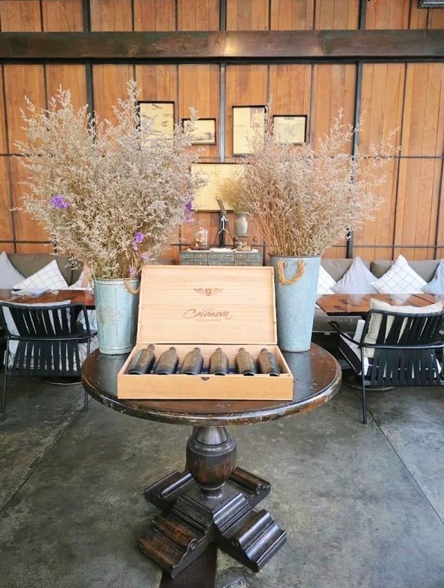 Air Space Hua Hin ร้านอาหารและคาเฟ่สุดเท่และวินเทจ