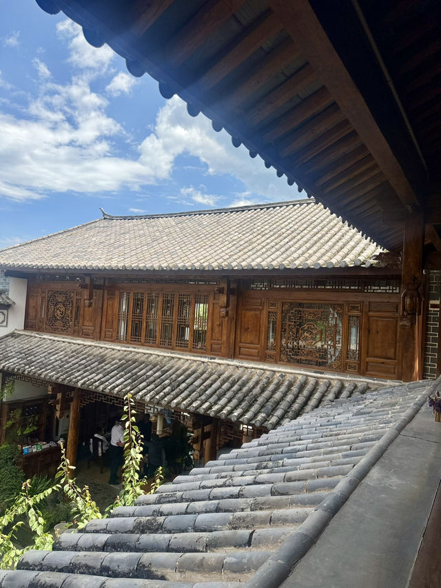 🇨🇳샤시구전 객잔 바이족 사장님이 운영하시는 전통적인 객잔🏯🍃