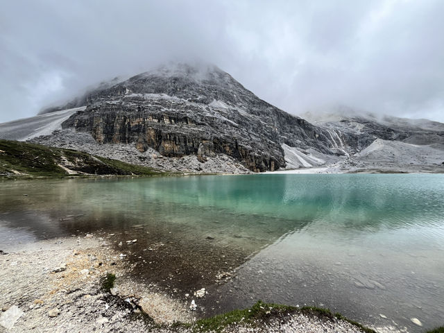 🏔️ Trekking the Last Shangri-La — 📍Luorong Pasture → Milk Lake → Five-Colour Lake 