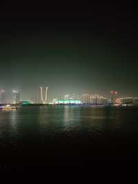 ชมไฟยามค่ำริมแม่น้ำ Qiantang