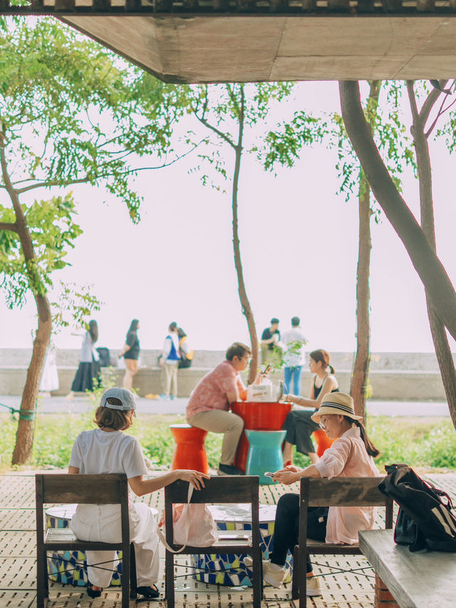 Afternoon Bangpu คาเฟ่บรรยากาศดีริมทะเลบางปู