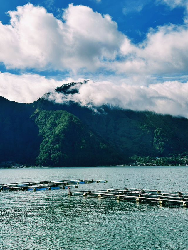 Tranquility Beneath the Volcano: Batur Lake Bliss