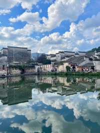Frozen in Ink: Where Hongcun Becomes a Painting