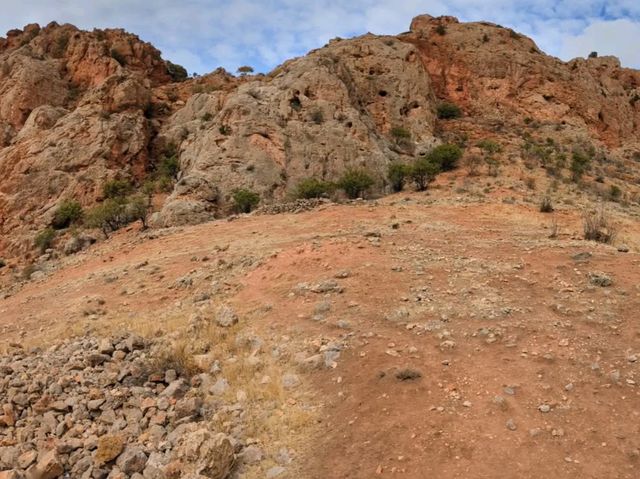 Cliffside Serenity, Noravank Is Straight Up Stunning