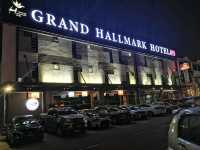 “Grand Hallmark JB — Simple Stays, Honest Value”